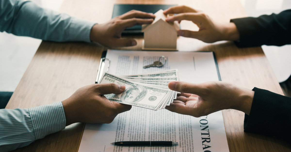 Image showing a real estate transaction highlighting who pays the realtor fees.